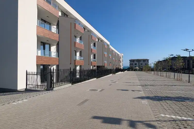 Двустаен апартамент с паркомясто в Сарафово, Бургас