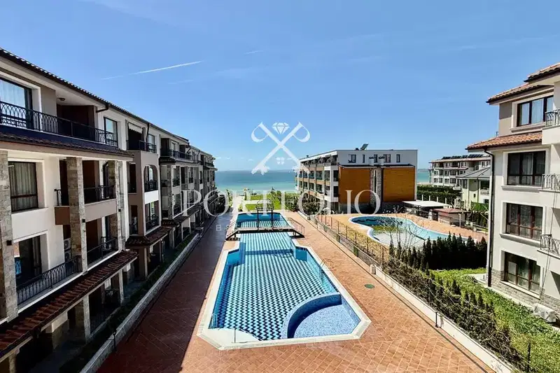 Three-room apartment with sea view in Sarafovo, Burgas