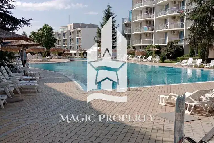 Studio apartment in Sarafovo with parking space and elevator