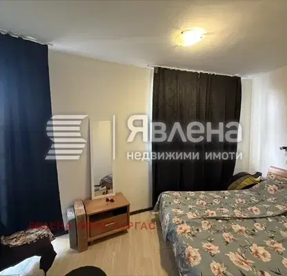 Снимка 5 — Двустаен апартамент с панорамна тераса в Славейков, Бургас