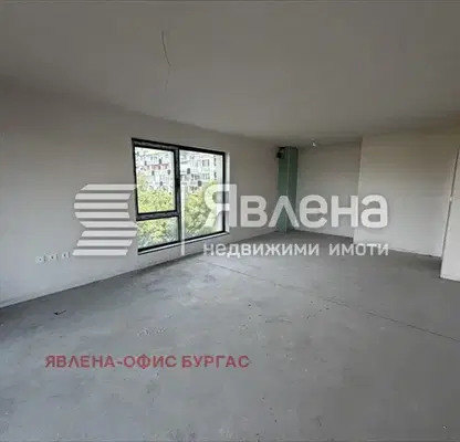 Снимка 3 — Тристаен апартамент с панорамна тераса в Славейков, Бургас