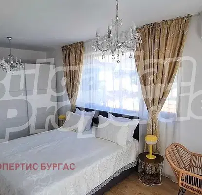 Снимка 4 — Тристаен апартамент с тераса и паркоместа в кв. Ветрен, Бургас