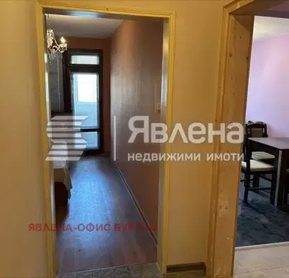 Снимка 5 — Тристаен апартамент с две тераси в Възраждане, Бургас