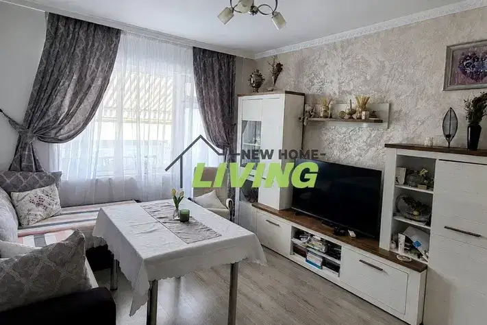 4-стаен апартамент в Възраждане, Бургас с тераса