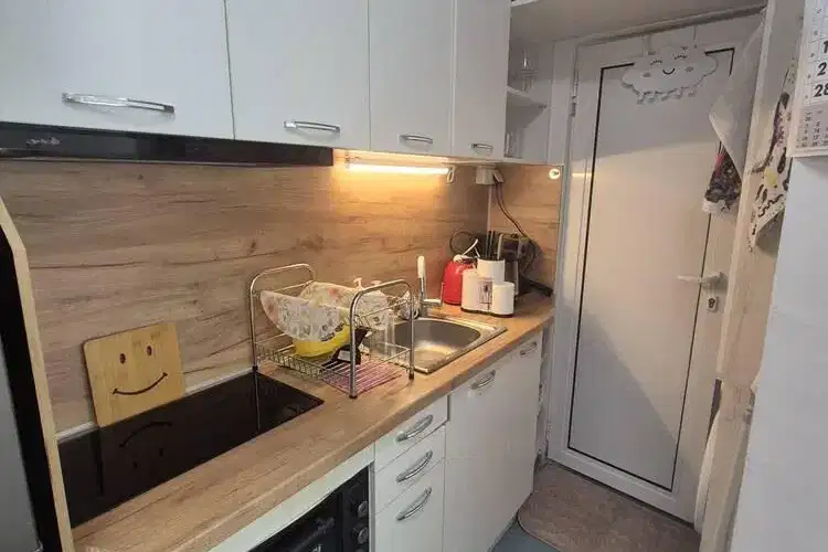 One-room apartment on the ground floor in Vazrazhdane residential complex, Burgas