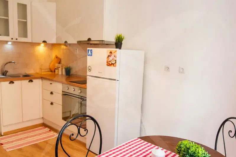 Two-room apartment on the ground floor in Vazrazhdane, Burgas