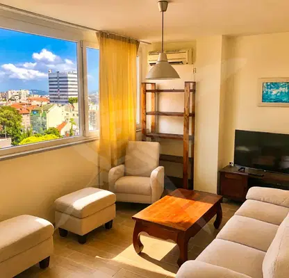 Photo 2 — Three-room apartment in Burgas, Vazrazhdane with functional layout