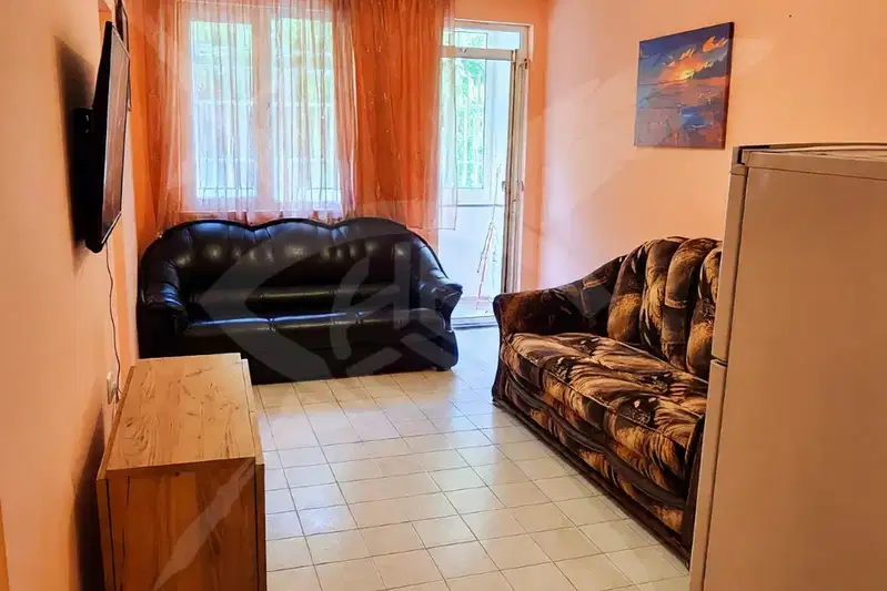 Three-room apartment on the first floor in Vazrazhdane, Burgas