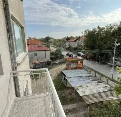 Снимка 5 — Тристаен апартамент във Варна, Бяла