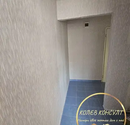 Снимка 3 — Гарсониера в Димитровград с тераса в кв. Раковски