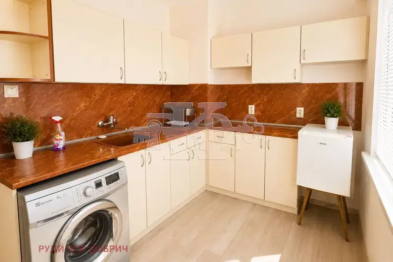 2-bedroom apartment in Dobrich, Balik