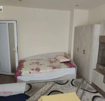 Photo 2 — 1-bedroom apartment in Dobrich, Centyr