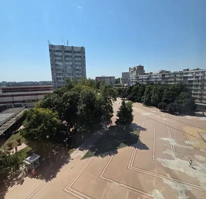 Photo 3 — 2-bedroom apartment in Dobrich, Centyr