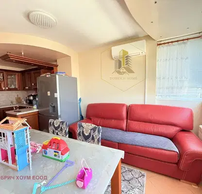 Photo 5 — 3-bedroom apartment in Dobrich, Centyr