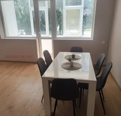 Photo 2 — 3-bedroom apartment in Dobrich, Centyr