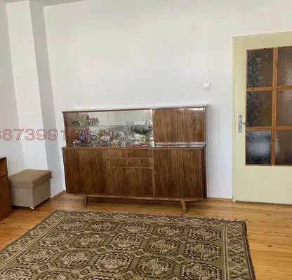 Photo 3 — 4-bedroom apartment in Dobrich, Centyr