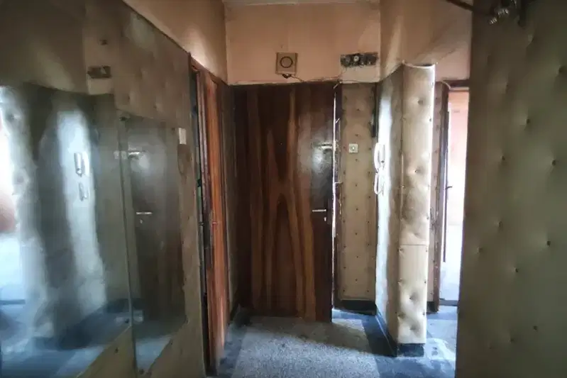 Тристаен апартамент в Добрич, Градска болница
