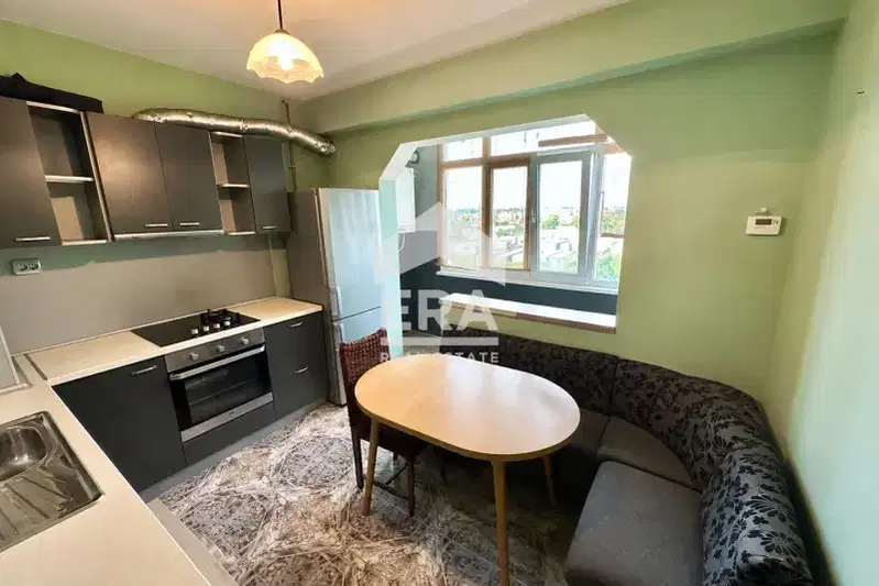 3-bedroom apartment in Dobrich, Hristo Botev