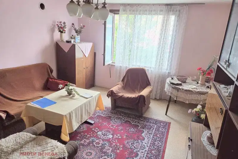 4-bedroom apartment in Dobrich, Pineta