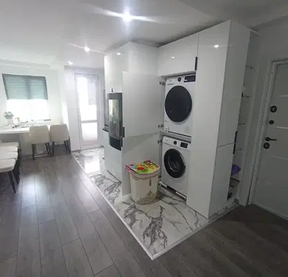 Photo 2 — 4-bedroom apartment in Dobrich, Stroitel