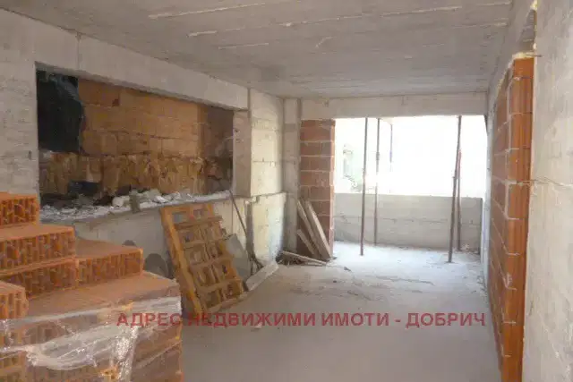 3-bedroom apartment in Dobrich, Sveti Georgi