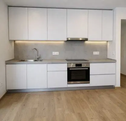 Снимка 5 — Тристаен апартамент в Габрово, Център