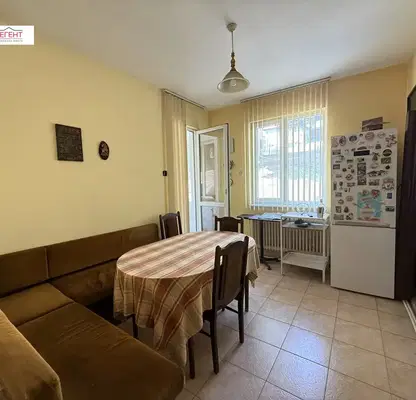 Photo 3 — 3-bedroom apartment in Gabrovo, Centyr