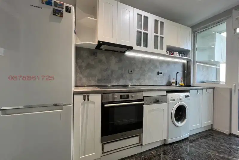 4-bedroom apartment in Gabrovo, Mladost