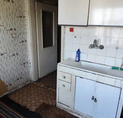 Снимка 5 — Двустаен апартамент в Горна Оряховица, кв. Гарата с тераса