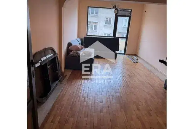 3-bedroom apartment in Haskovo, Centyr