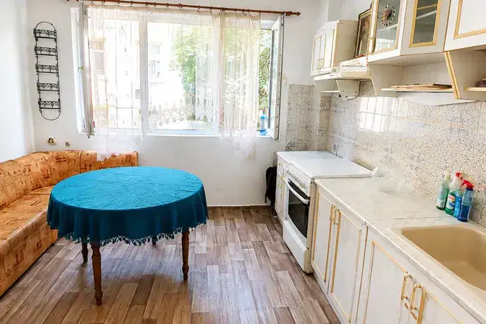 3-bedroom apartment in Haskovo, Centyr