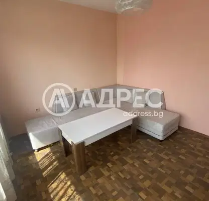 Снимка 4 — Просторен 3-стаен апартамент в кв. Овчарски, Хасково с две тераси