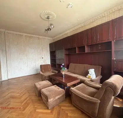 Снимка 3 — Многостаен апартамент 4 стаи в Карлово с тераса