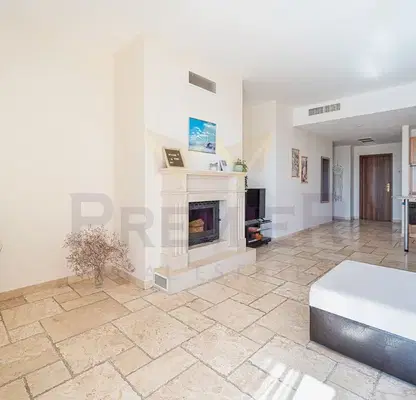 Photo 4 — 3-bedroom apartment in Oblast Dobrich, Kavarna
