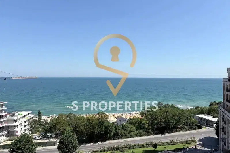 Четиристаен апартамент с морска панорама в к.к. Чайка, Варна