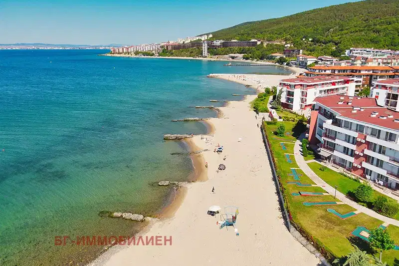 3-bedroom apartment in Oblast Burgas, Elenite