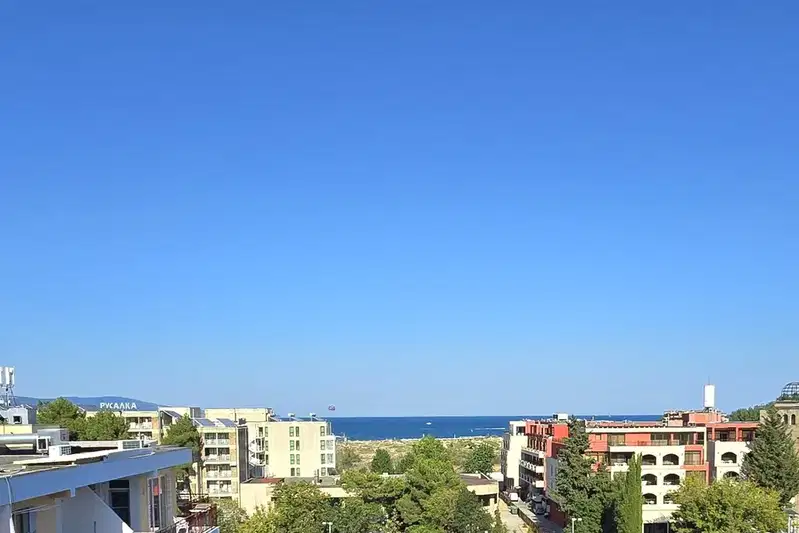 Просторен 2-стаен мезонет с гледка към морето в Слънчев бряг
