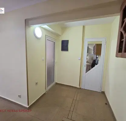 Снимка 4 — Двустаен апартамент с паркинг в Слънчев бряг, област Бургас