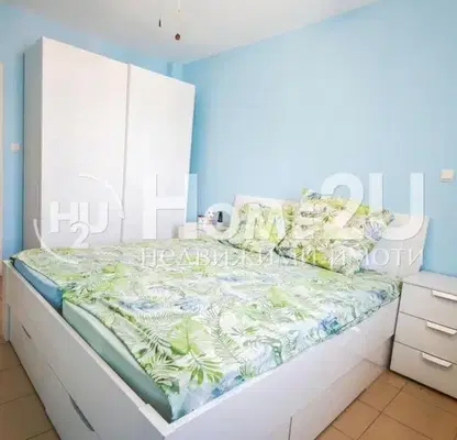 Photo 4 — Two-room apartment in Sunny Beach with terrace and pool