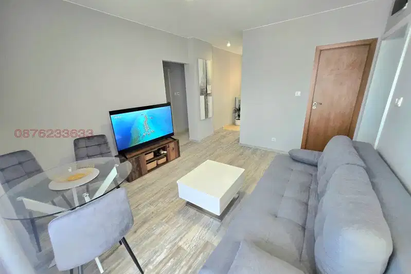 Three-room apartment with two terraces in Sunny Beach resort