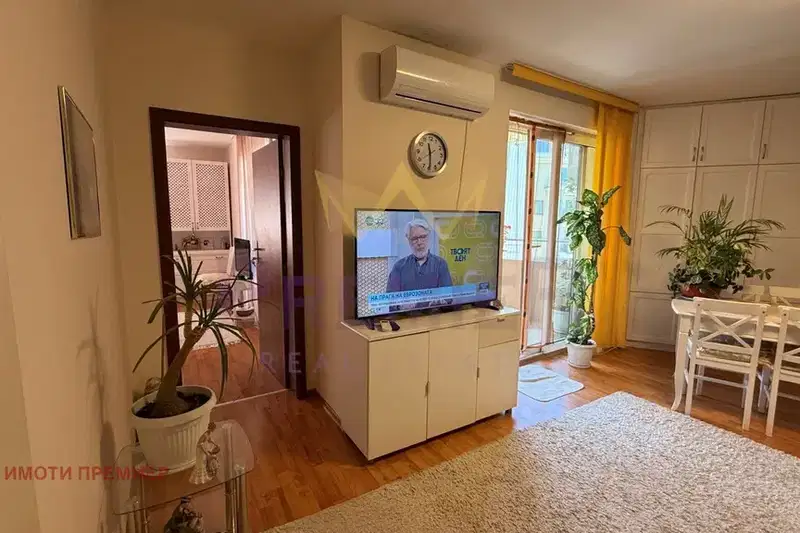3-bedroom apartment in Sv.Sv. Konstantin I Elena