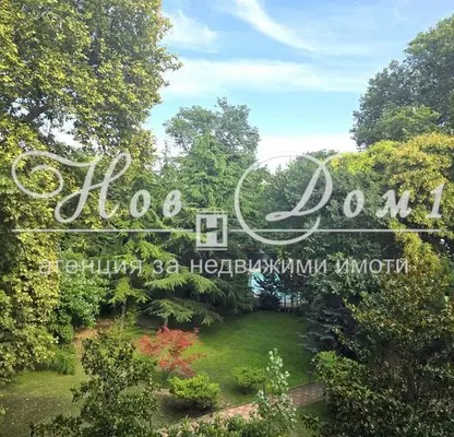 Снимка 2 — Многостаен апартамент в к.к. Св.Св. Константин и Елена