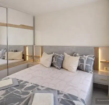 Photo 5 — Two-room apartment in Zlatni Pyasatsi resort, Varna, 3rd floor