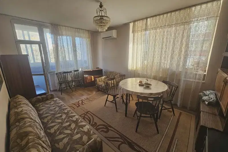 3-bedroom apartment in Kyrdjali, Centyr