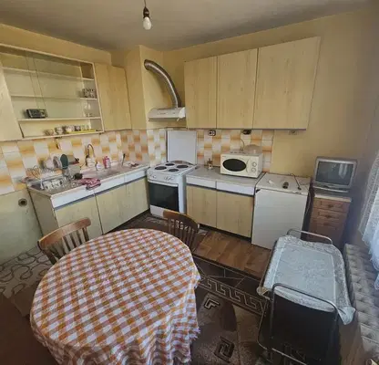 Photo 5 — 3-bedroom apartment in Kyrdjali, Centyr