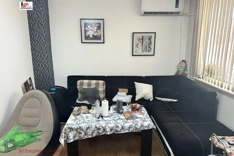 4-bedroom apartment in Kyrdjali, Veselchane