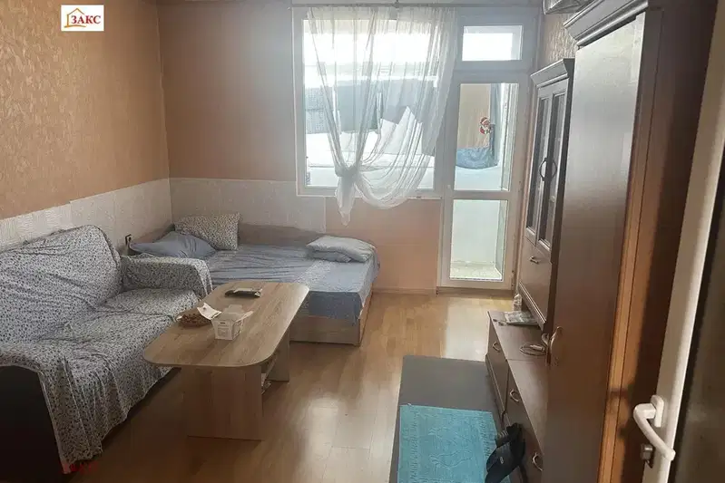 Двустаен апартамент в Кърджали, Веселчане