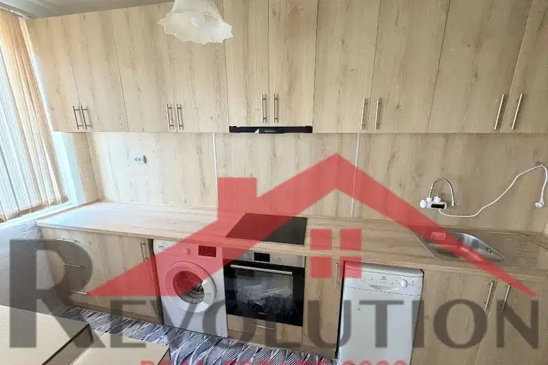 4-bedroom apartment in Kyrdjali, Veselchane
