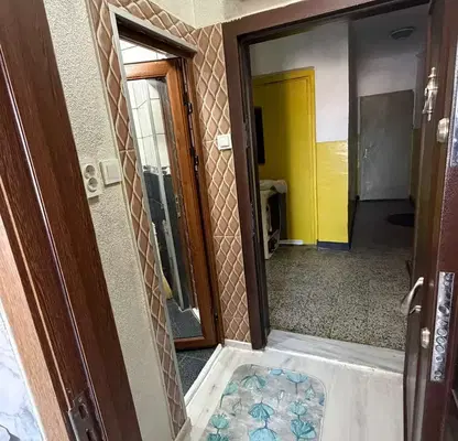 Снимка 3 — Едностаен апартамент в Кърджали, Възрожденци