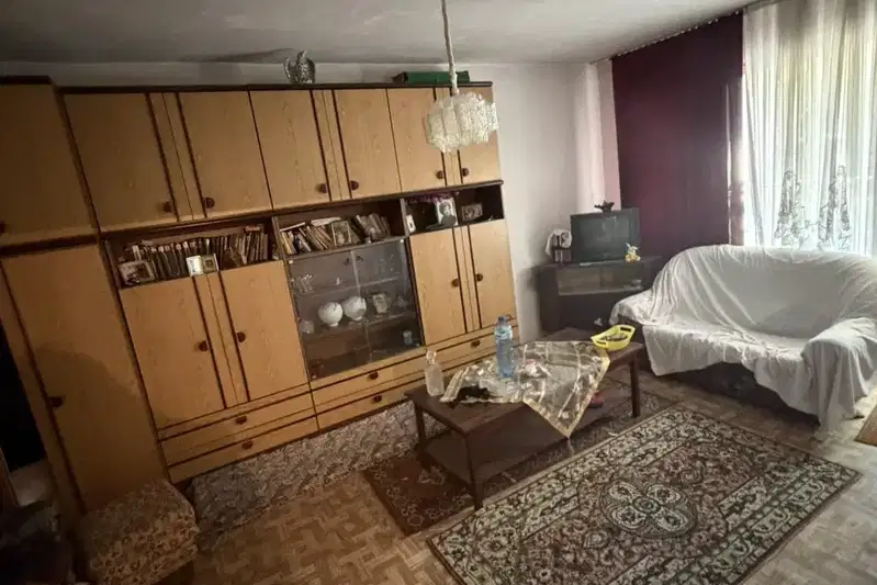 Двустаен апартамент в Кърджали, Възрожденци с тераса